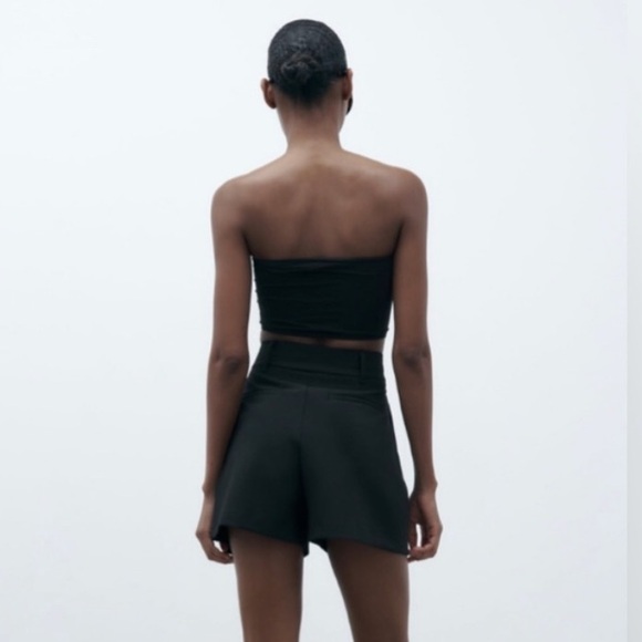 ZARA Front Pleat Trouser Shorts - Picture 3 of 4
